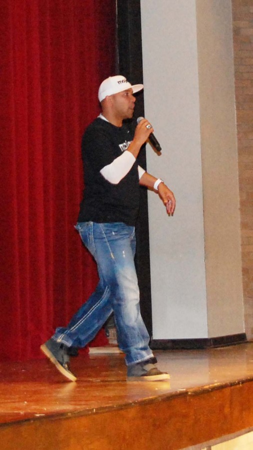 Travis Brown, Mr. Mojo,  speaks to select SHS students in the auditorium on Oct. 27. With the money donated to the township, SHS hopes to have more speakers like Mr. Mojo visit and speak to students. 