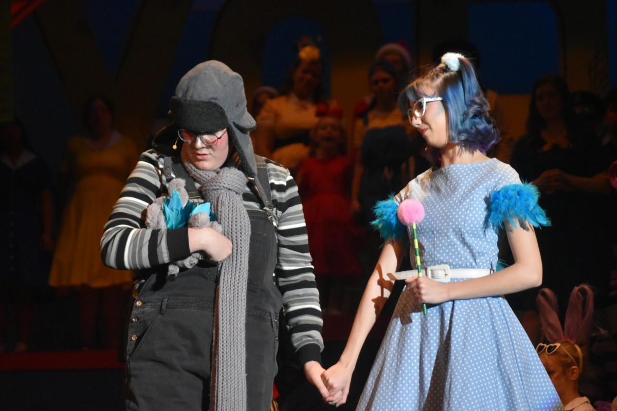 Sophomore Beau Kellems and senior Nienna Wittlief sing "Finale/Oh, The Thinks You Can Think."
